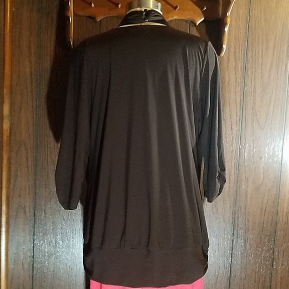 Womens blouse - Picture 6 of 8